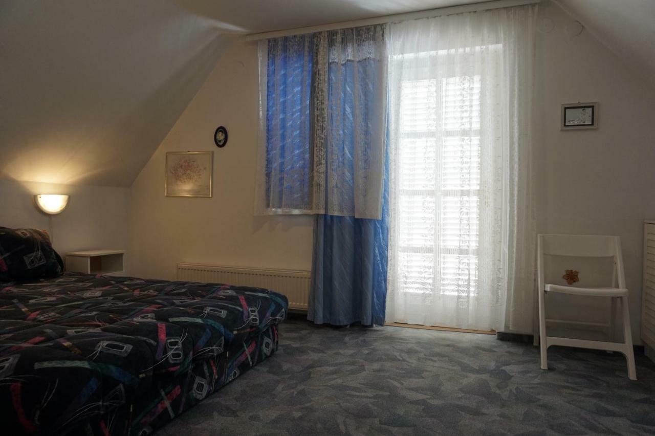 Tieff Apartmanház Balatonmáriafürdő Hullámtelep Balatonkeresztúr Kültér fotó