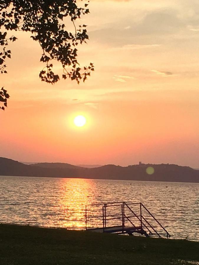 Tieff Apartmanház Balatonmáriafürdő Hullámtelep Balatonkeresztúr Kültér fotó