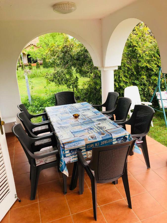 Tieff Apartmanház Balatonmáriafürdő Hullámtelep Balatonkeresztúr Kültér fotó